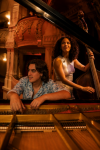 Manuel Moreno Ramírez_piano Alejandra López_bajo